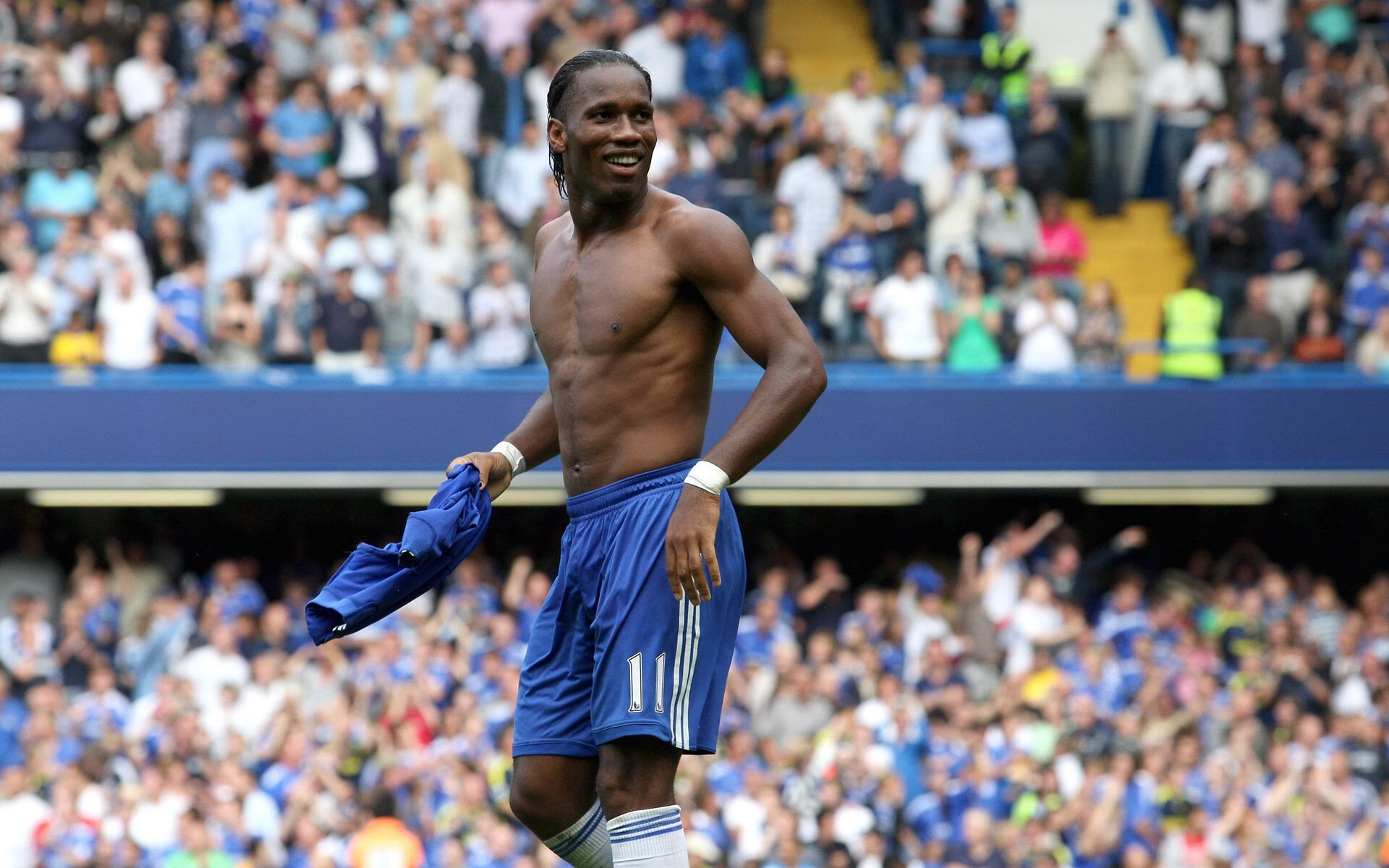 以科技创新驱动电竞，AI+大数据开启全新战术体系，电竞大数据服务