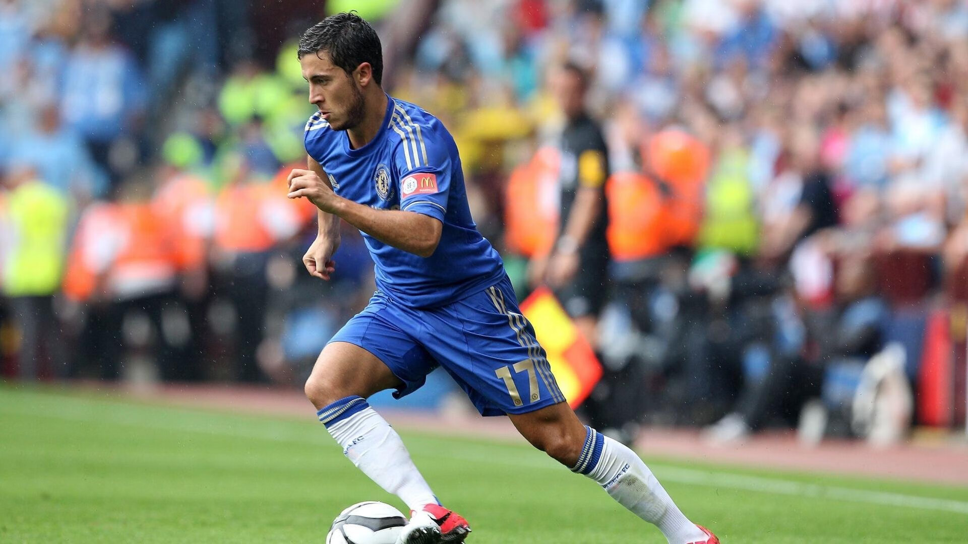 库里复出勇士主场大胜雷霆，库里复出比赛